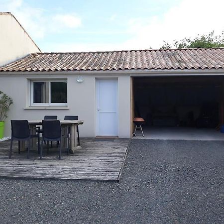 Appartamento Maison De 4 Personnes Saint-Porchaire Esterno foto